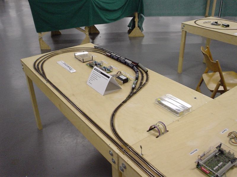 Maquette en N de démonstration des produits Müt Digirail.